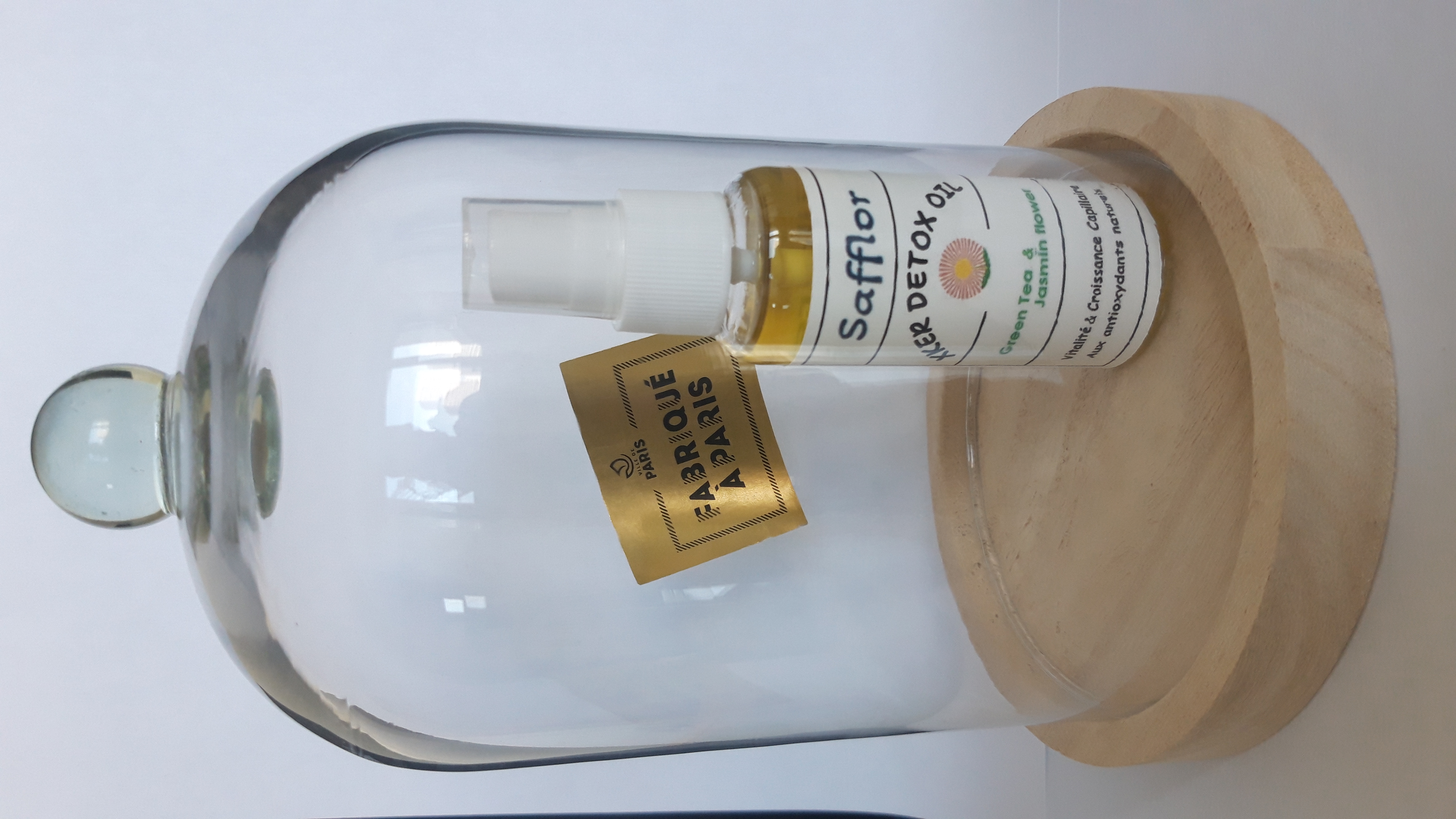 Nos soins capillaires ont été labellisée ‘Fabriqué à Paris’.